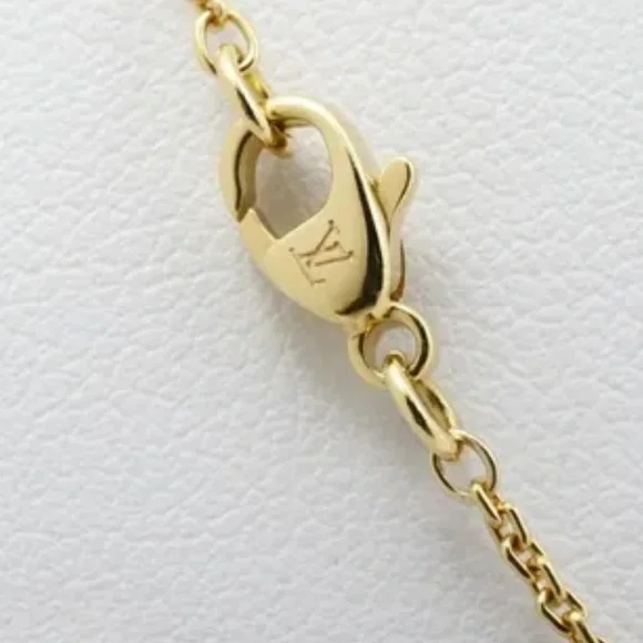 Louis Vuitton LV Volt 750 Gold and Diamond One Pendant Necklace - Picture 7 of 11